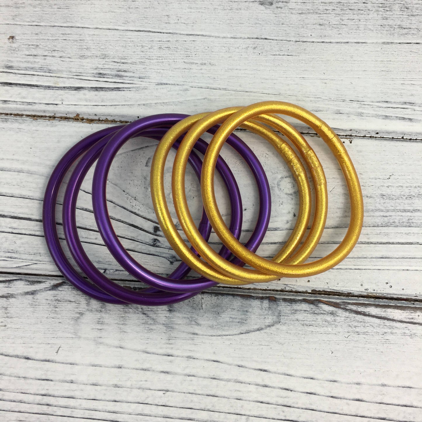 Blue and white bangle bracelet set