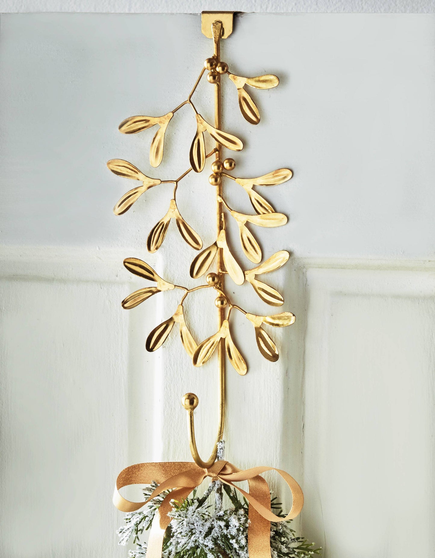 Christmas Mistletoe Wreath Hanger