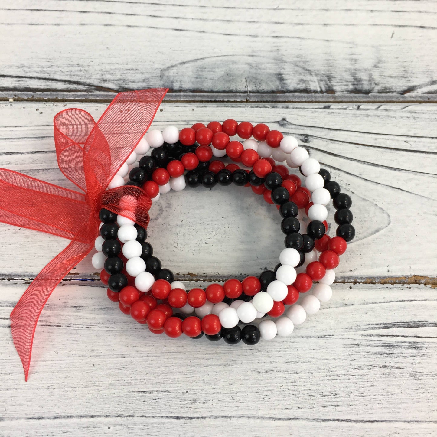 Red and black beaded bracelet set